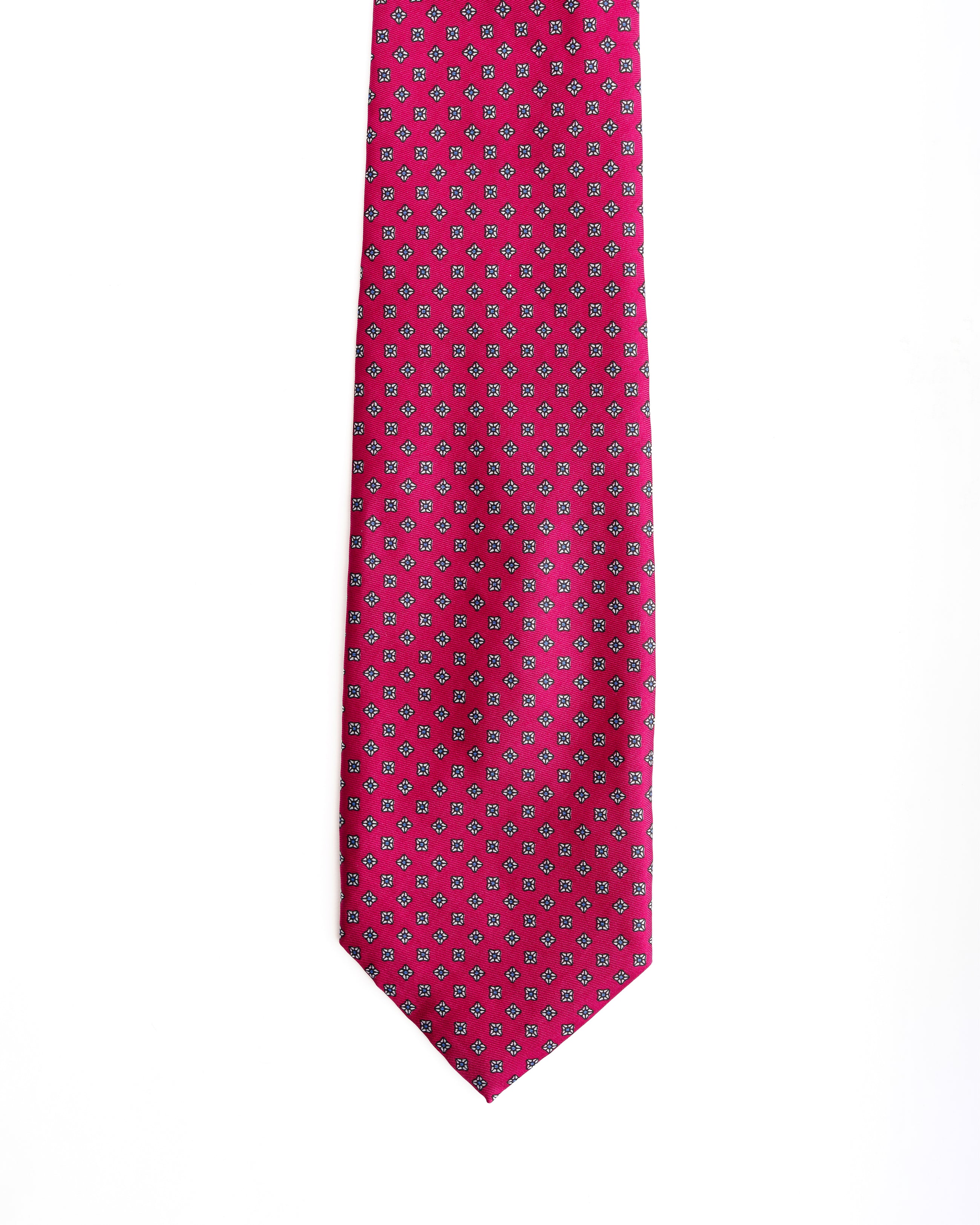 Red Alice fantasy tie