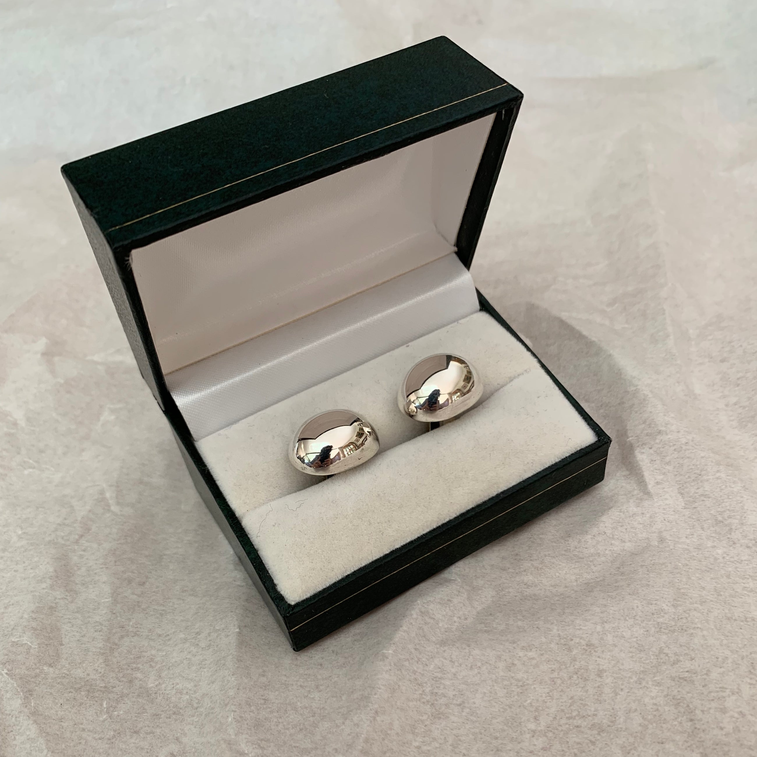 Collera Óvalo - Charlie and H