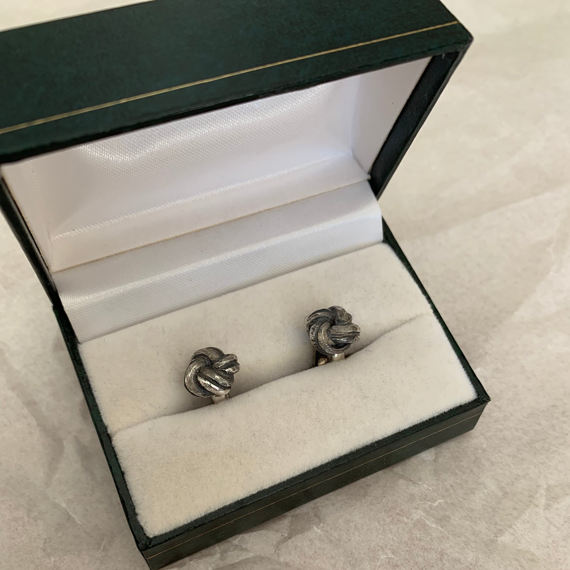 Collera Nudos - Charlie and H