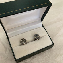 Collera Nudos - Charlie and H